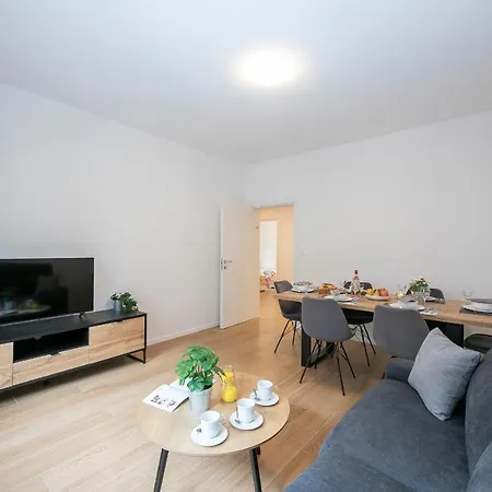Boutique Homes - Happy