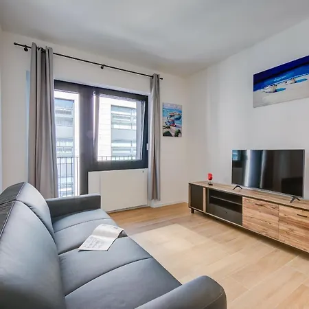 아파트 Boutique Homes