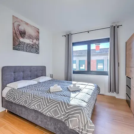 Boutique Homes 아파트 *