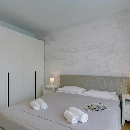 Boutique Homes *
