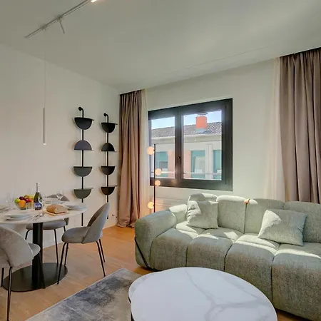 Boutique Homes アパート ルガーノ