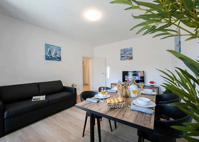 Daire Boutique Homes *